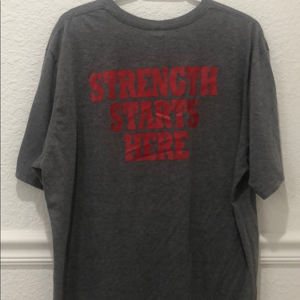 Workout tee - Picture 2 of 3